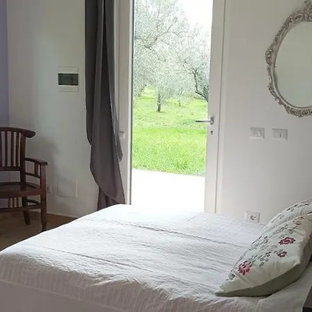 Nocleg ze śniadaniem La Casetta Di Ben 3*